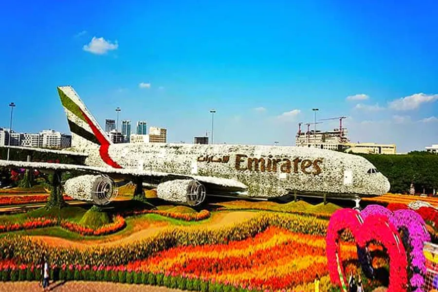 Flower-covered Emirates A380 at Dubai Miracle Garden